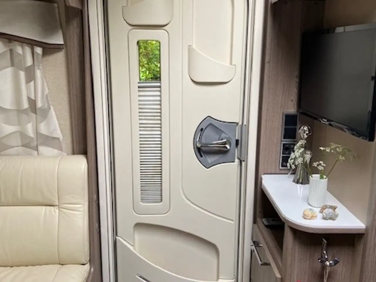 Billede 2 - KABE ROYAL 560GLE KS B16