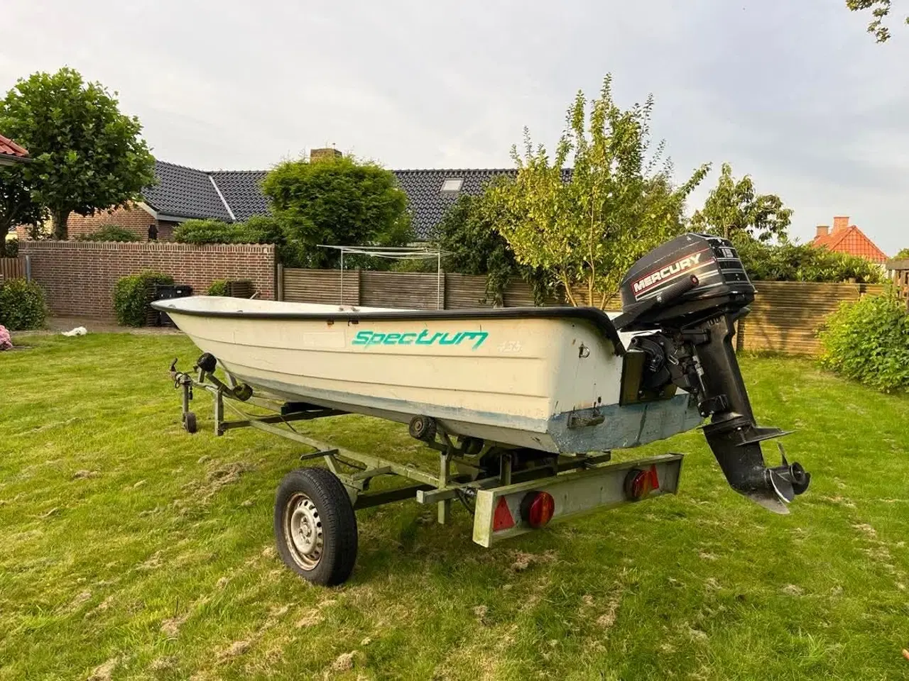 Billede 2 - Velsejlende 14 fods Spectrum  med 15 hk Mercury