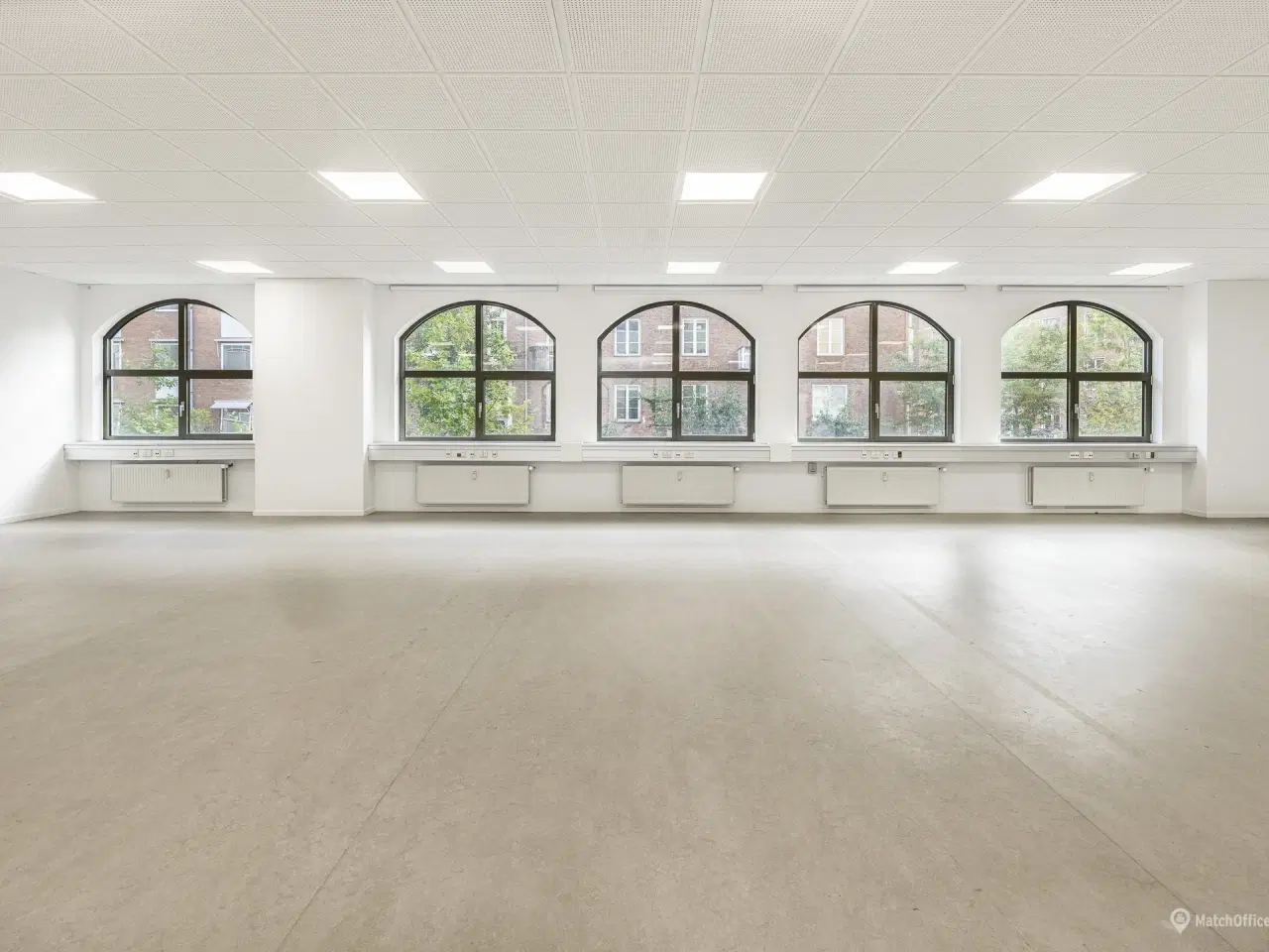 Billede 2 - Lyst og rummeligt kontor på 524 m²