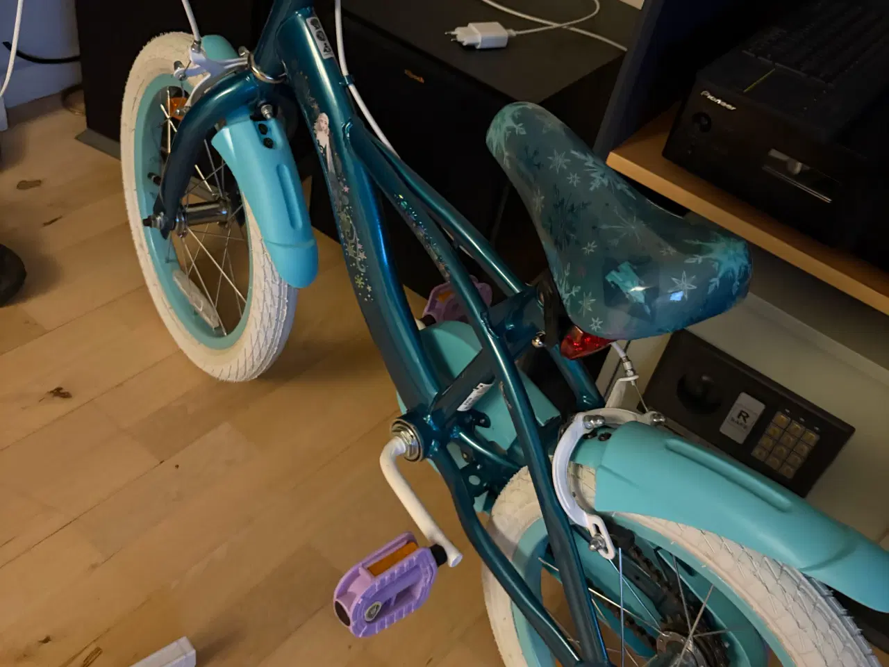 Billede 1 - Ny pige cykel sælges