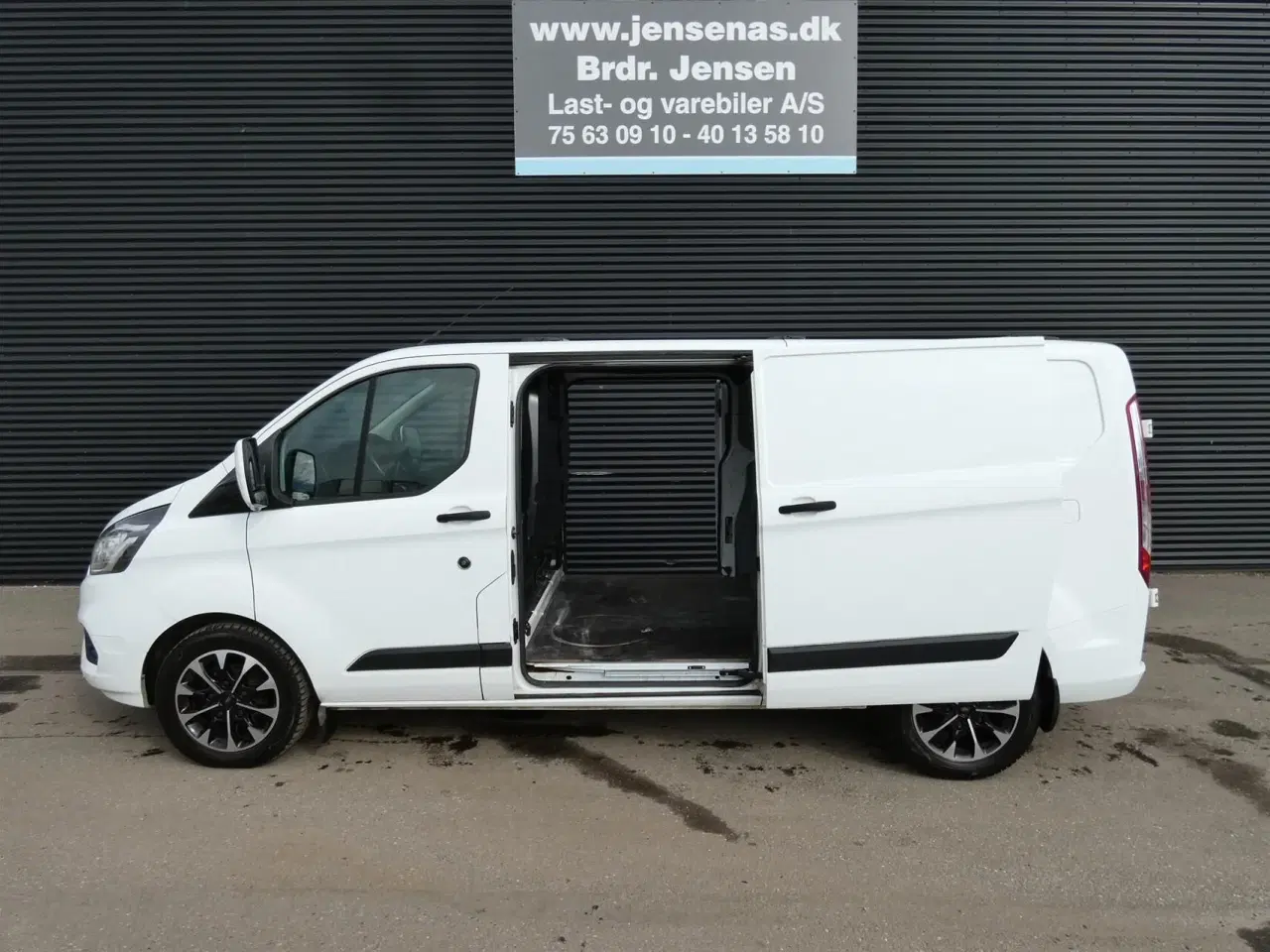 Billede 1 - Ford Transit Custom 300 L2H1 2,0 TDCi Trend 170HK Van 6g Aut.