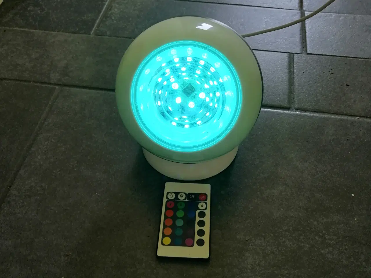 Billede 1 - Multicolor led lampe