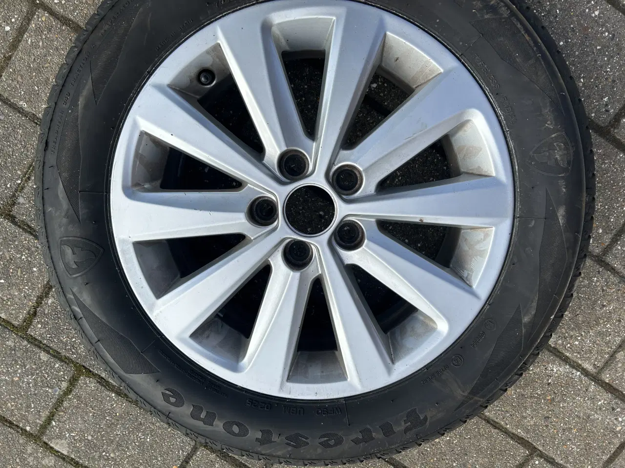 Billede 1 - Alu fælge med nye dæk