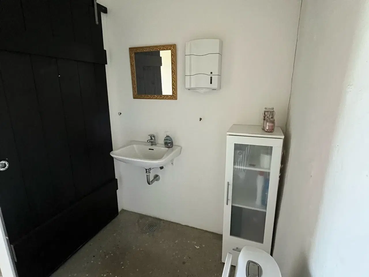 Billede 20 - Ideelt beliggende Kontor eller butikslokale til leje på Flakagervej  i Kalundborg