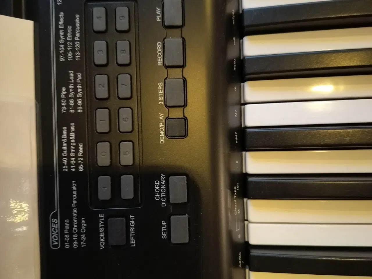 Billede 4 - Velklingende keyboard 