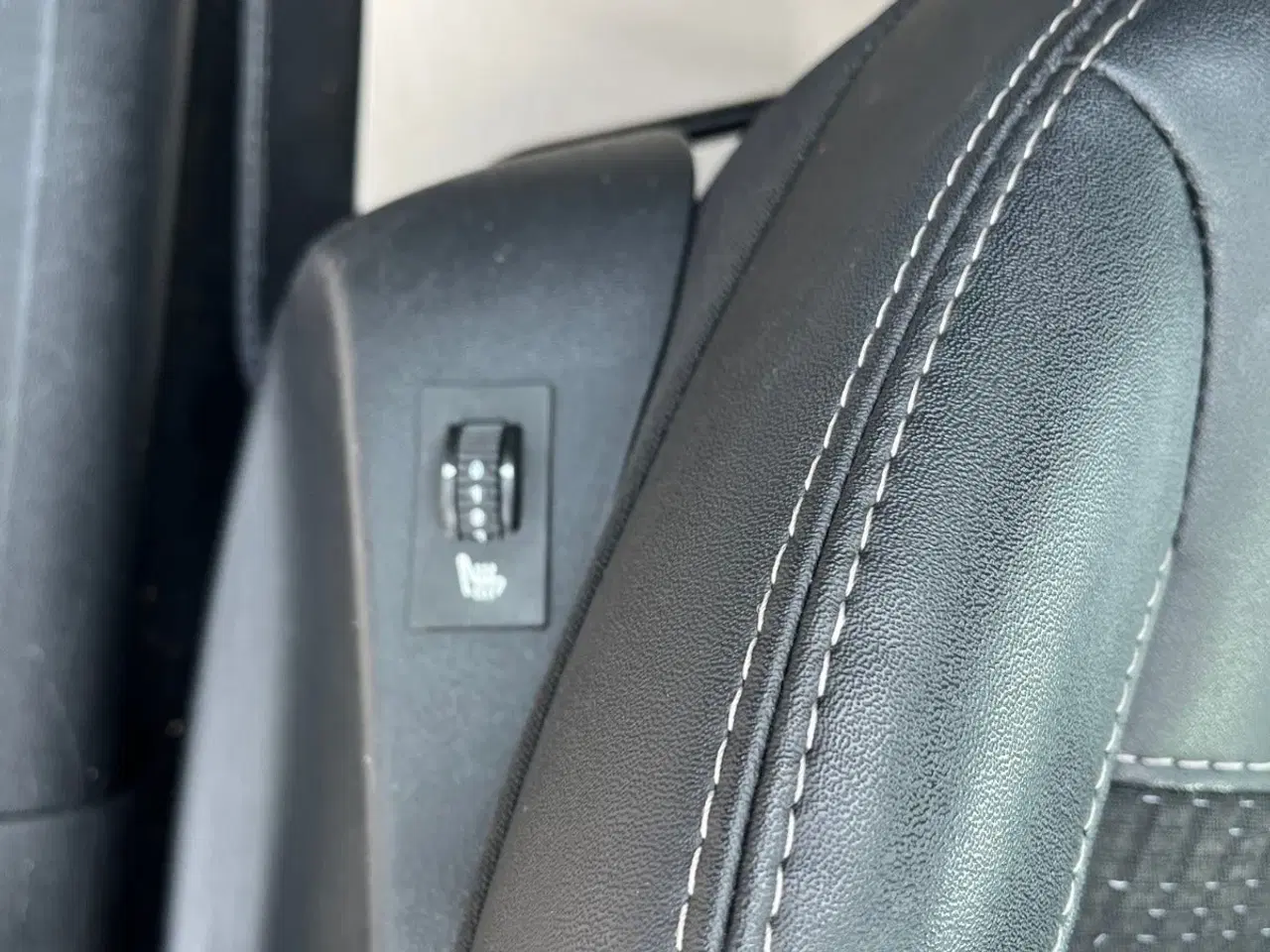 Billede 13 - Peugeot 2008 1,6 BlueHDi 100 Allure