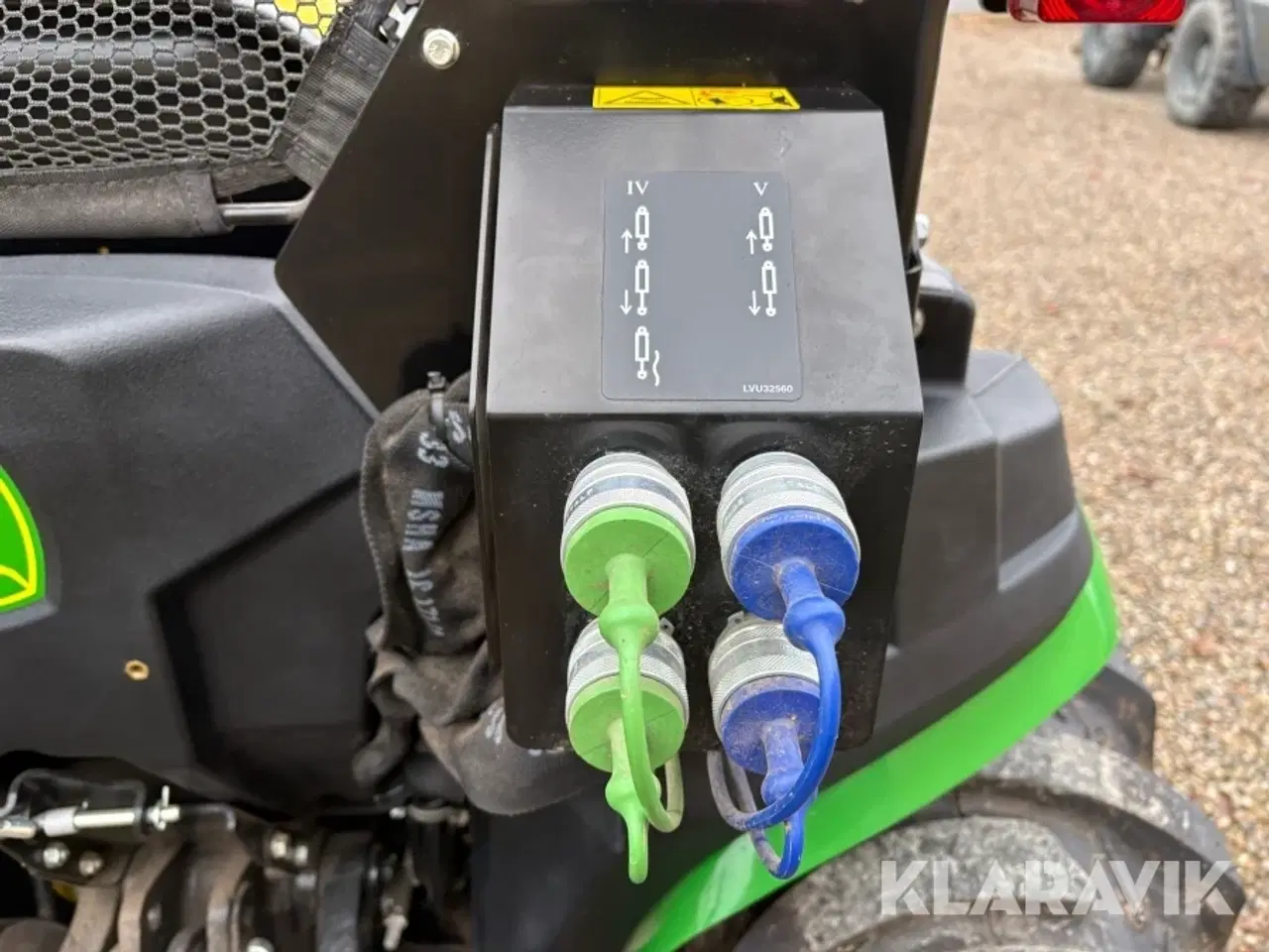 Billede 10 - Traktor med frontlæsser John Deere 3025E