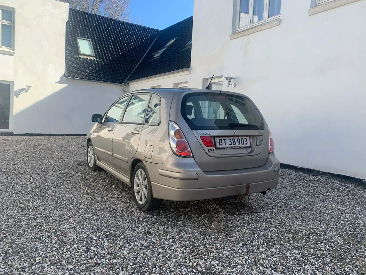 Billede 3 - Synet i okt. 25: Suzuki Lianina, super begynderbil