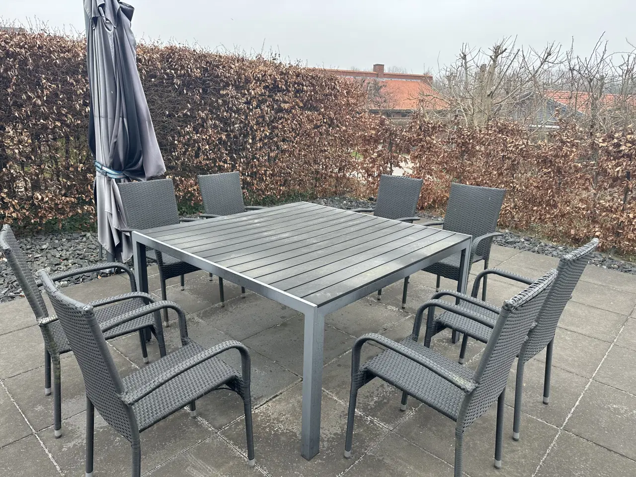 Billede 1 - Stort havebord + 8 havestole