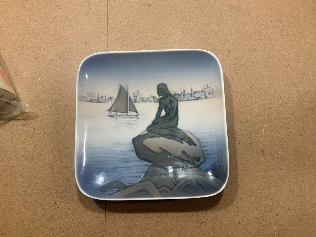 Billede 1 - Royal Copenhagen no. 4090, Lille Havfrue tallerken