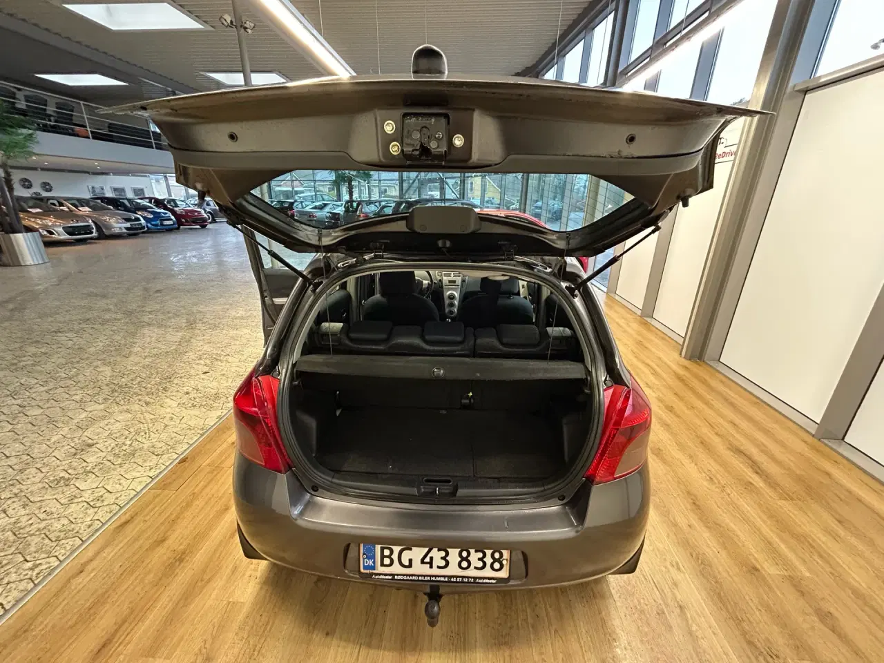 Billede 9 - Toyota Yaris 1,4 D-4D aut. 5 dørs 90HK 5d