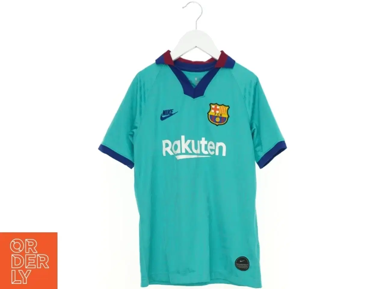 Billede 2 - T-Shirt, fordbold FCB fra Nike (str. 158 cm)