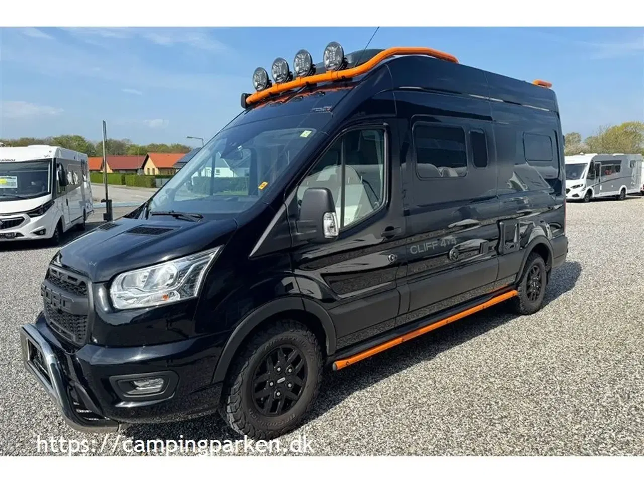 Billede 2 - 2024 - SunLight Cliff 590 4x4 Adventure Edition   Ægte adventure autocamper, 4x4 firhjulstræk, grove terrændæk og 170hk