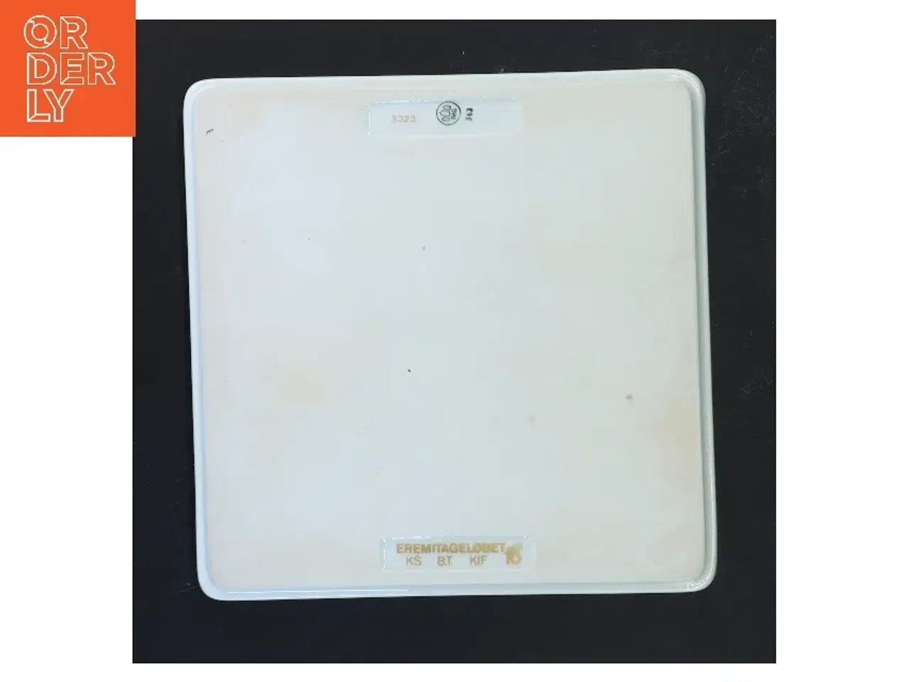 Billede 3 - Firkantet platte fra B&G (str. 19,5x19,5 cm)