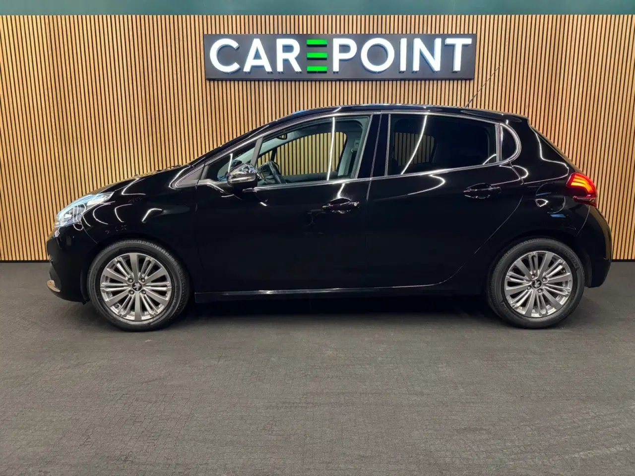 Billede 2 - Peugeot 208 1,2 VTi 82 Signature Sky