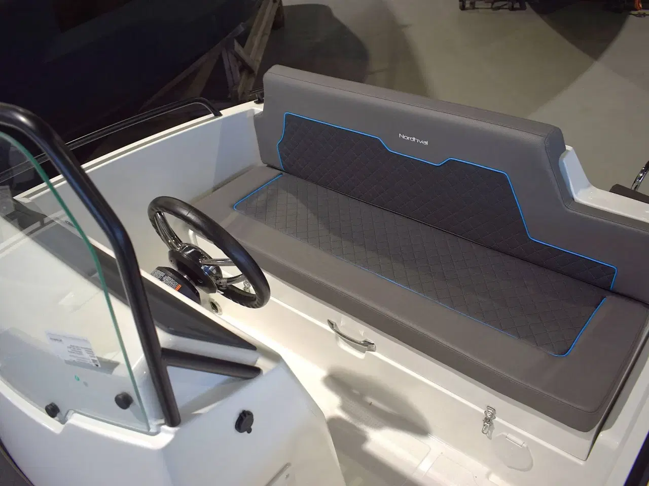 Billede 9 - Nordhval SC5 alu - 60 HK Yamaha/Udstyr