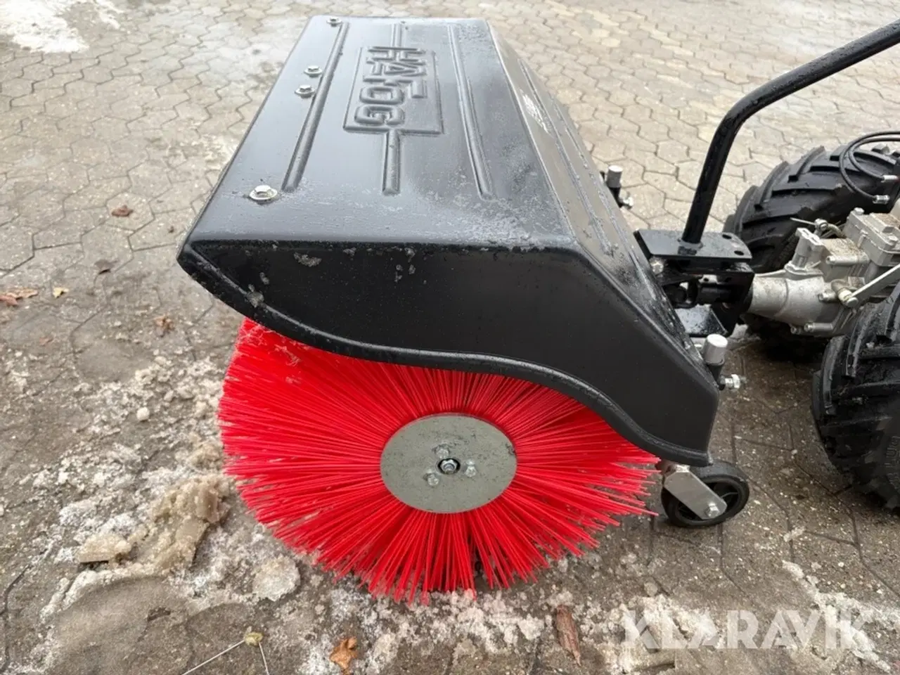 Billede 6 - Fejemaskine og redskabsbærer Emak BRIK1S med fræser