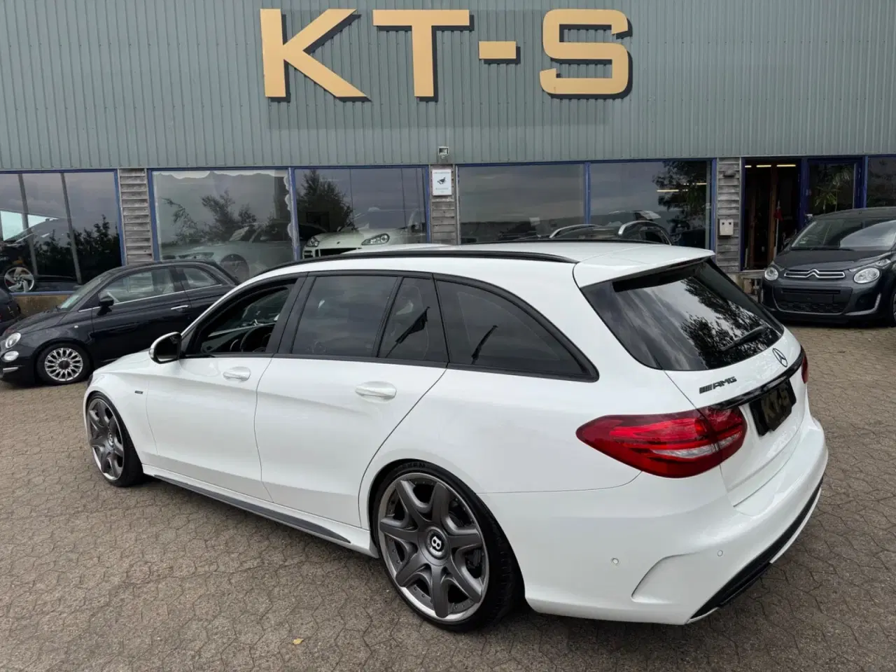 Billede 3 - Mercedes C400 3,0 AMG Line stc. aut. 4Matic