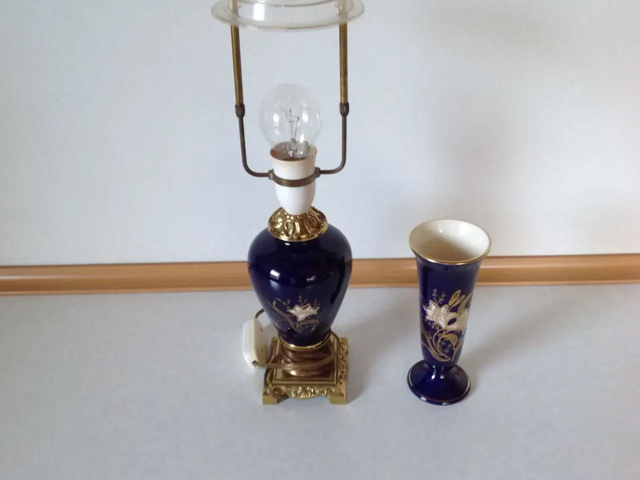 Billede 5 - Limburg Bordlampe+ vase koboltblå 