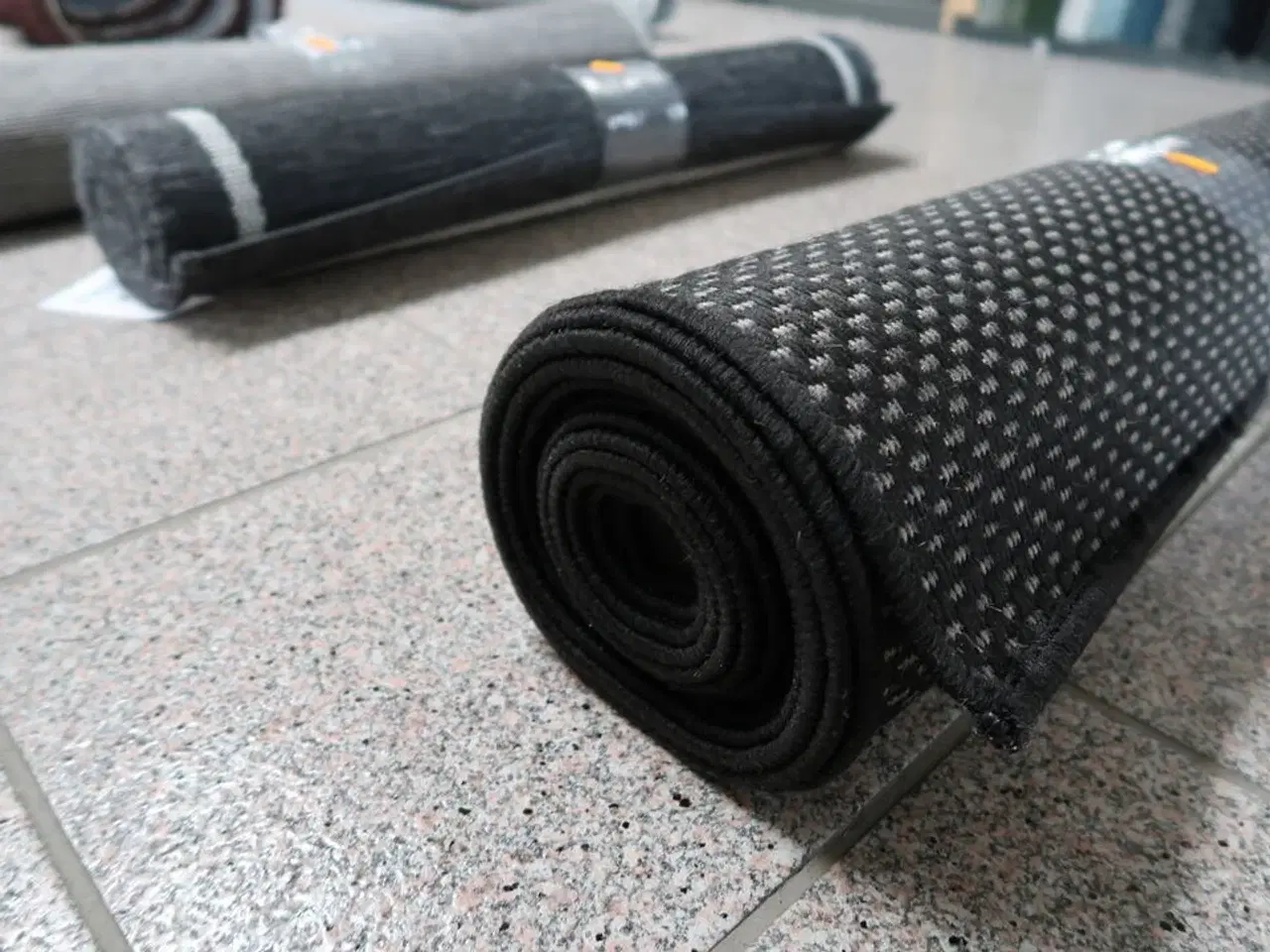 Billede 2 - Gulvtæppe MALAGA 06022