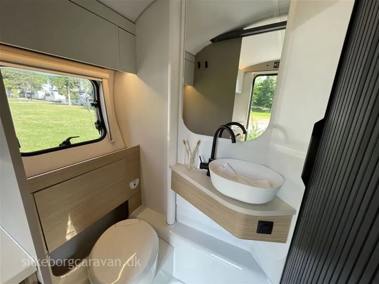 Billede 8 - 2026 - Adria Action 391 LH