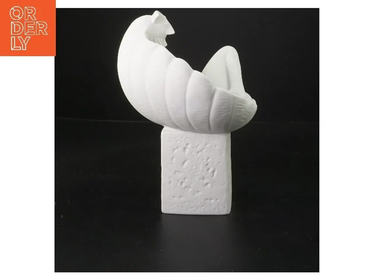 Billede 2 - Porcelænsfigur med abstrakt motiv fra Royal Copenhagen (str. 20 cm)