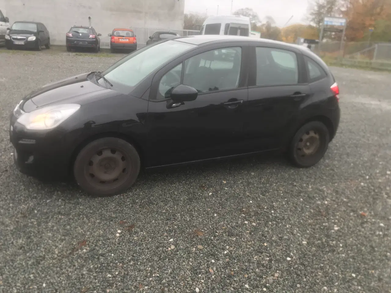 Billede 8 - Citroen c3 fra 2015 1,6 4-dørs M. Bagklap Halvårli