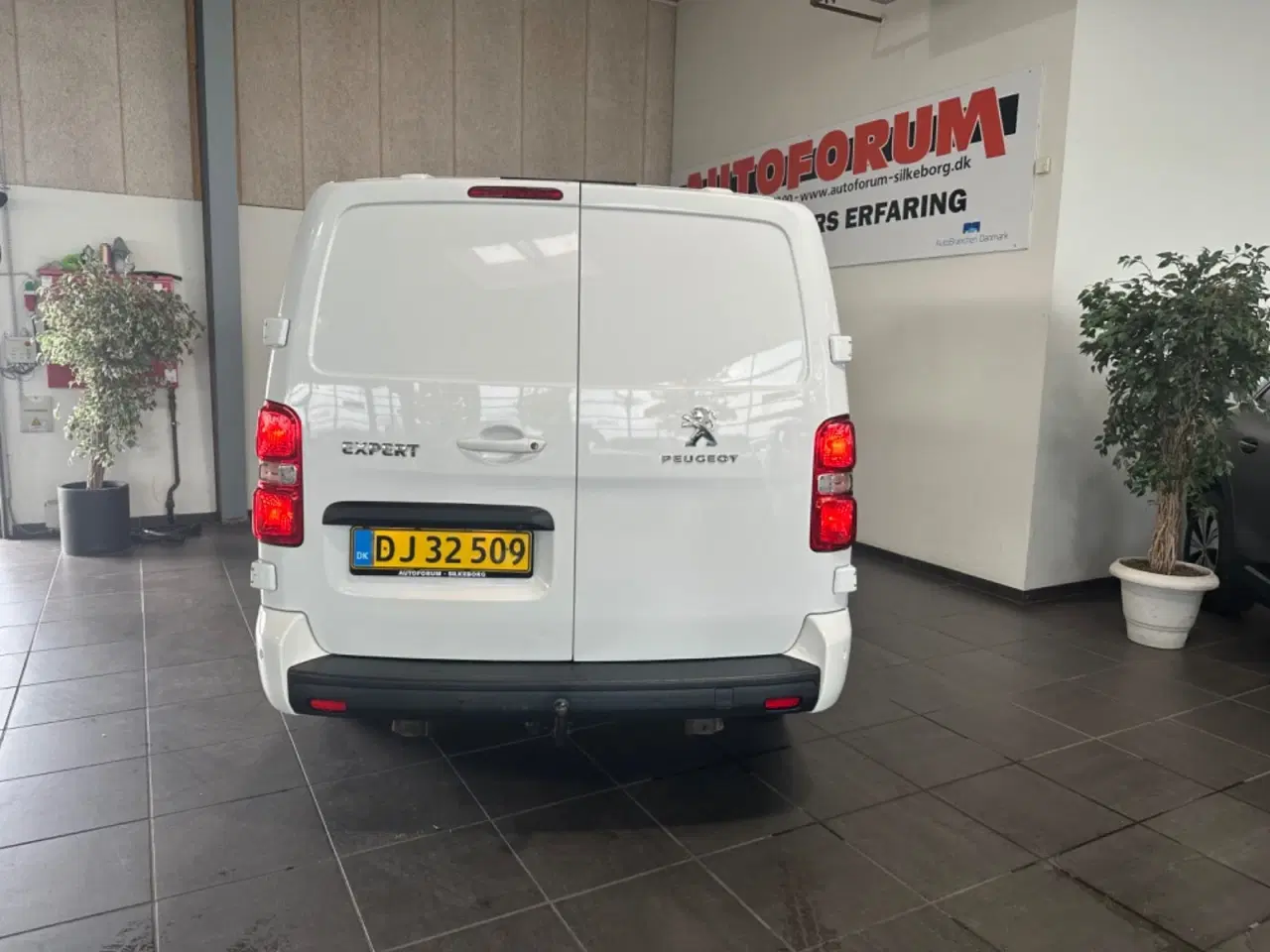 Billede 16 - Peugeot Expert 2,0 BlueHDi 120 L3 Premium Van