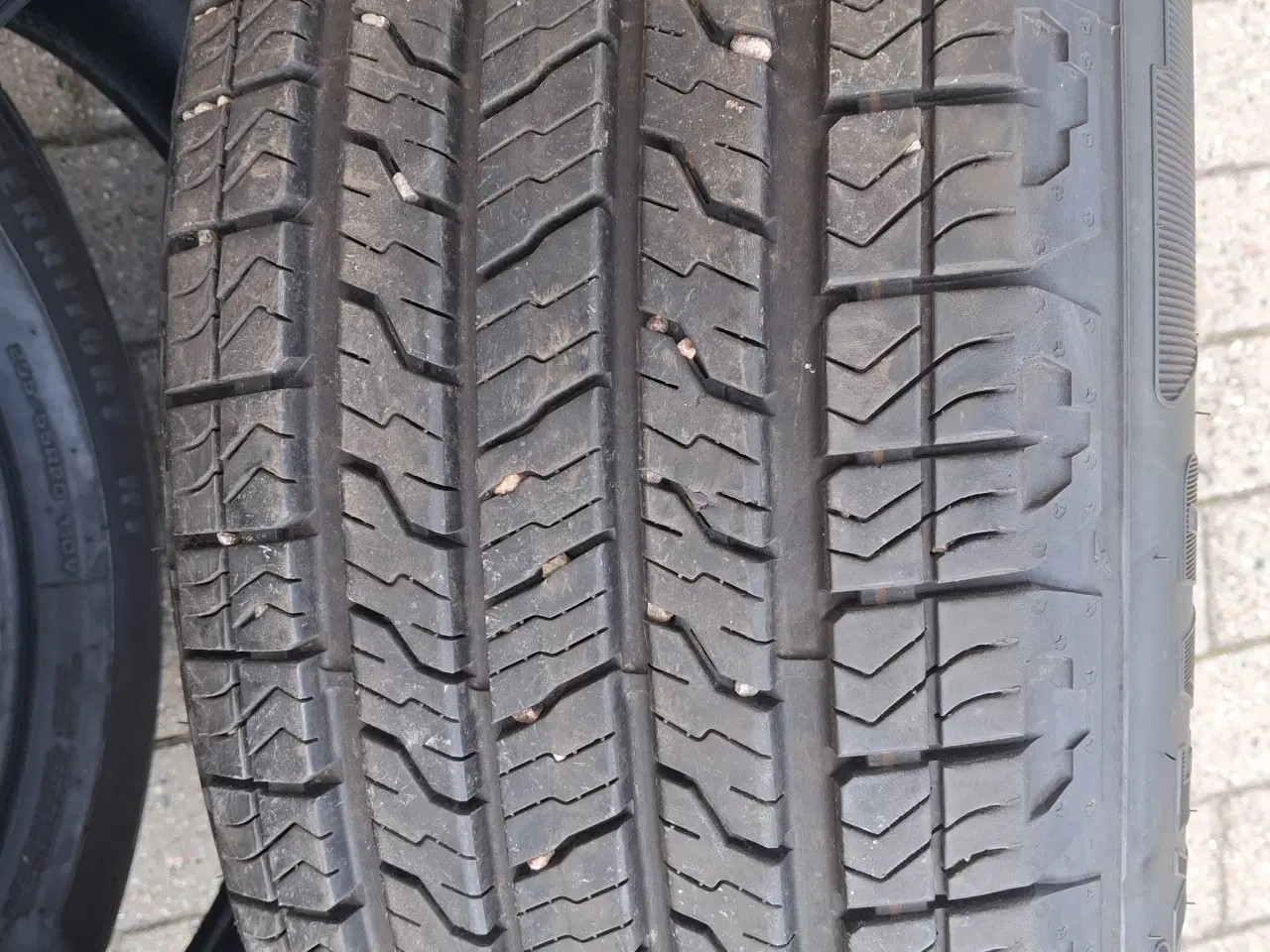 Billede 2 - Goodyear helårsdæk 255/55-20