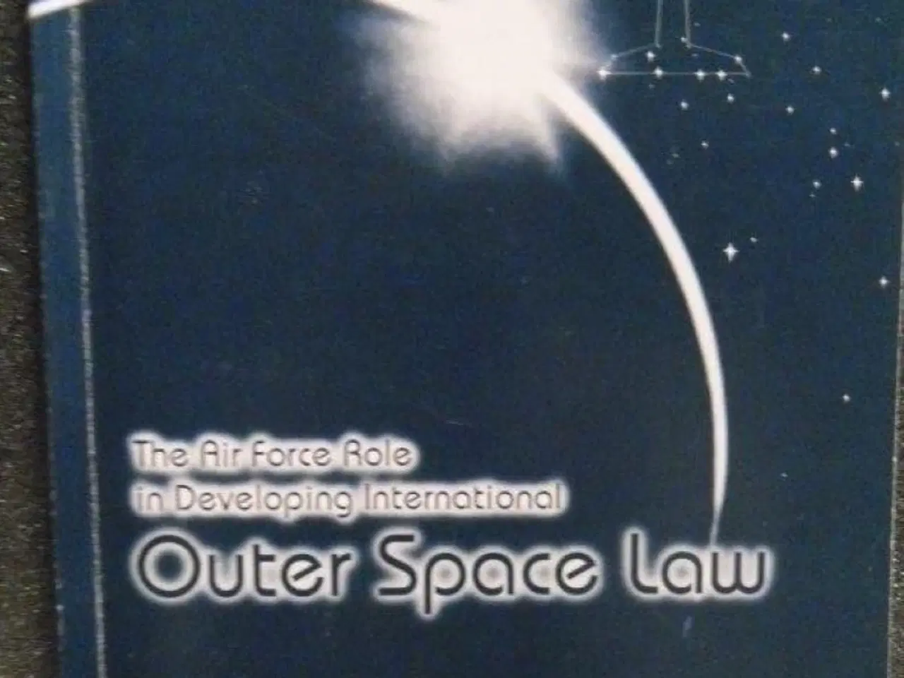 Billede 1 - Outer Space Law by Delbert R Terrill 
