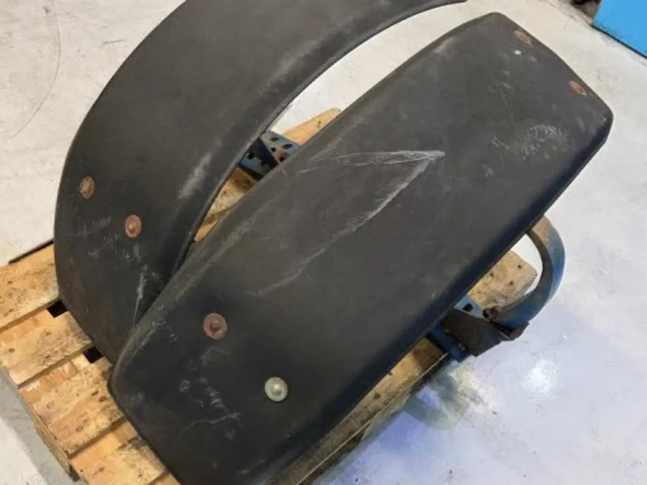 Billede 14 - New Holland 8340 Hjulskærm Sæt 