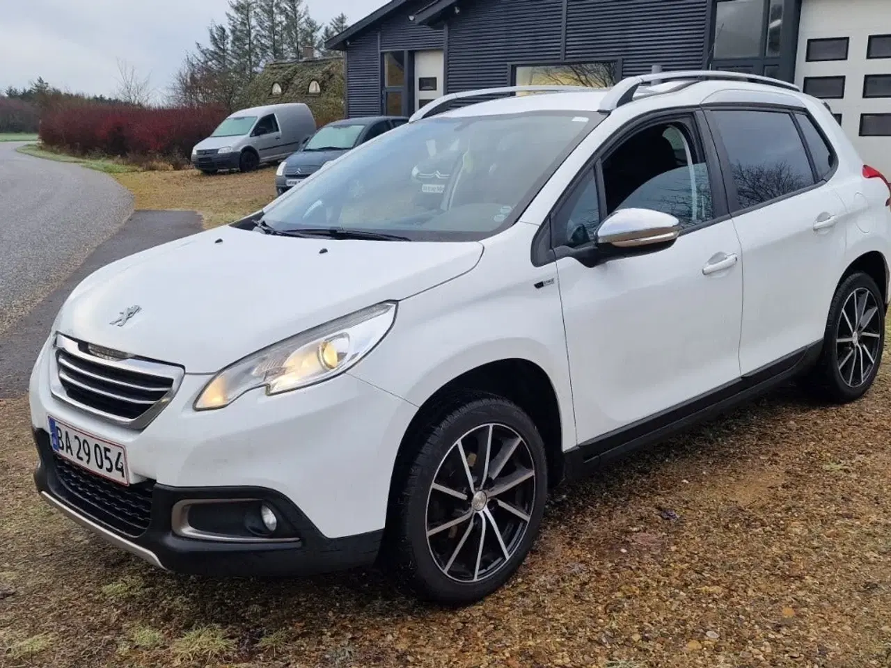 Billede 1 - Peugeot 2008 1,2 e-VTi 82 Style ESG