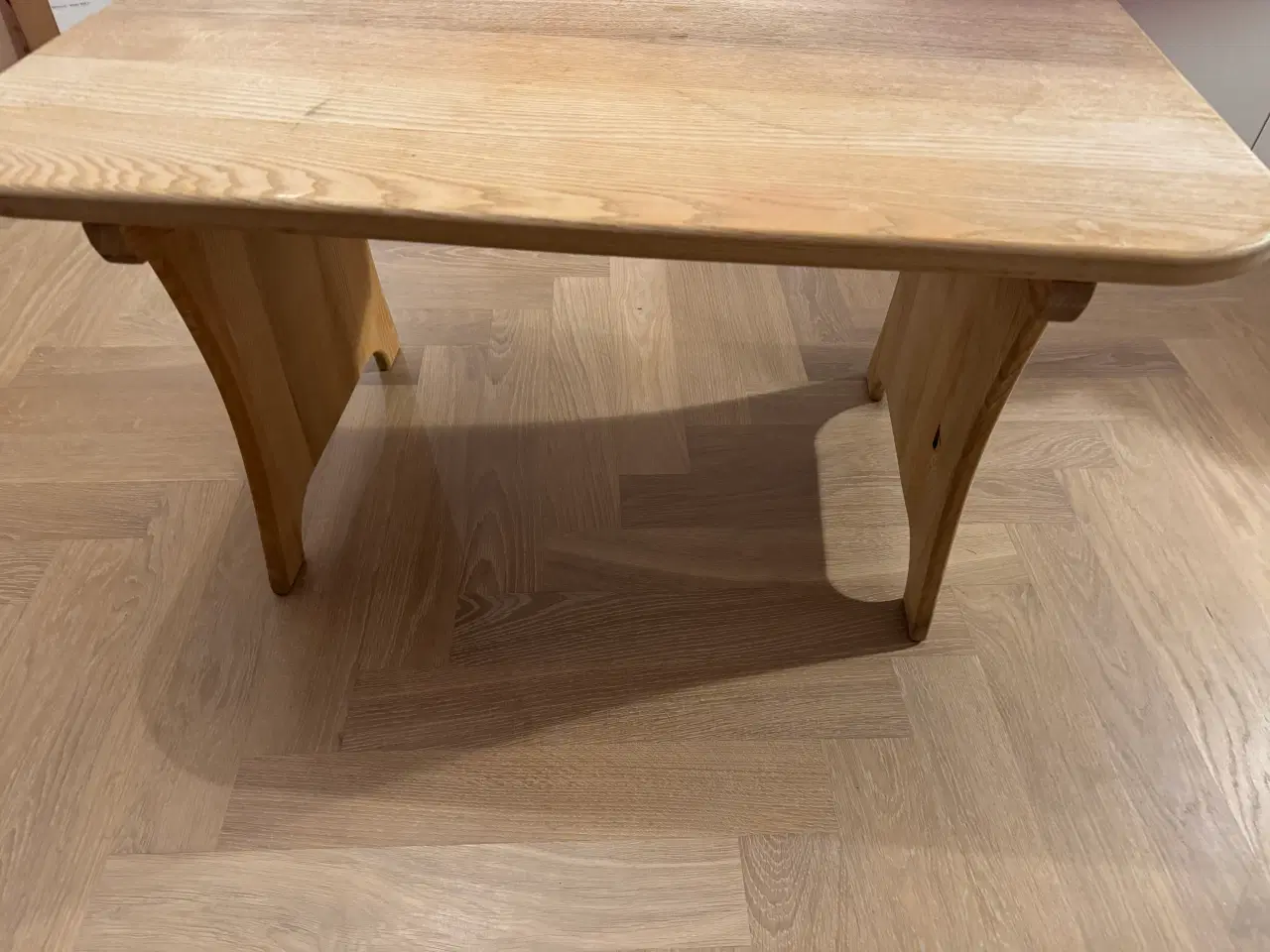 Billede 3 - Lille træbord