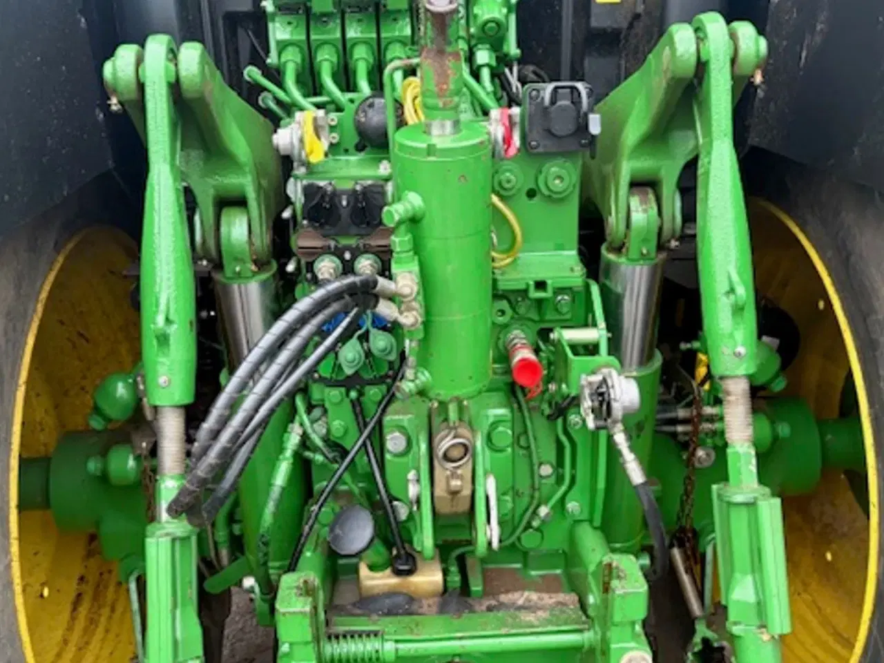 Billede 12 - John Deere 6215R AUTOPOWER, GPS KLAR, FRONTLIFT, VALGFRIT TRÆK