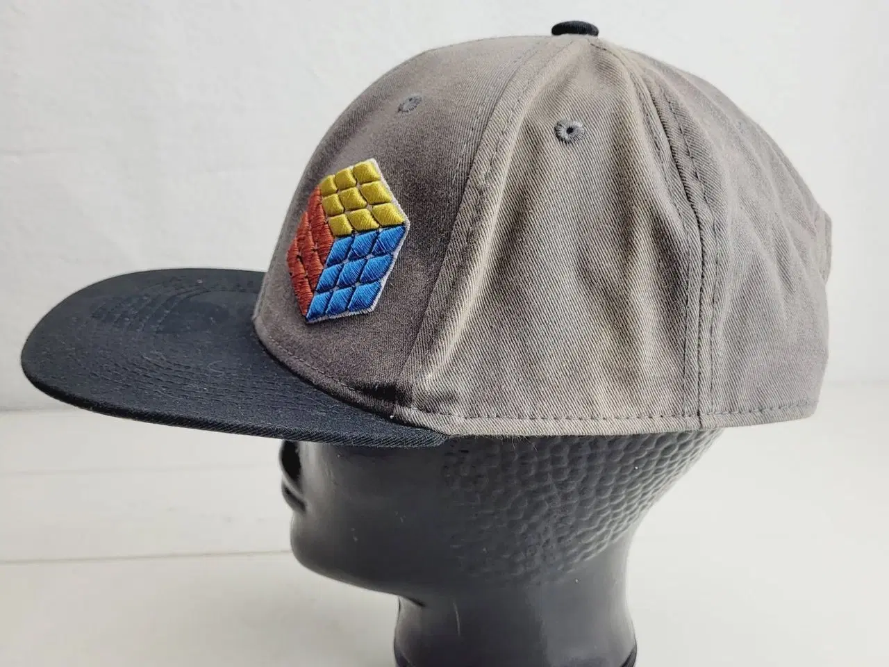 Billede 5 - ⭐️- KASKET - Rubik s Cube 3D logo Cap