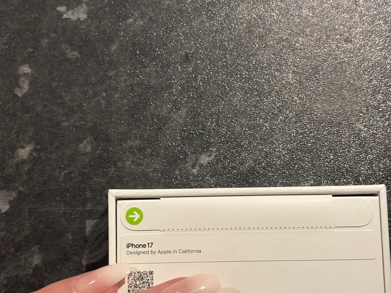 Billede 2 - iPhone 17 helt ny