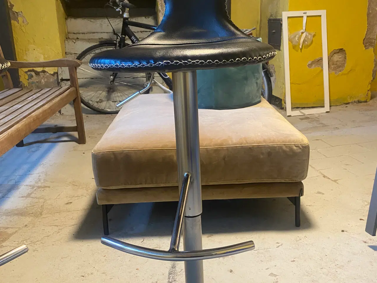 Billede 2 - “Flair” barstole fra Ilva - sort læder