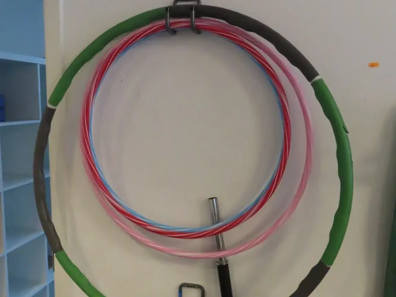 Billede 5 - Parti kettlebells, hullahopringe, elastikker, m.v.