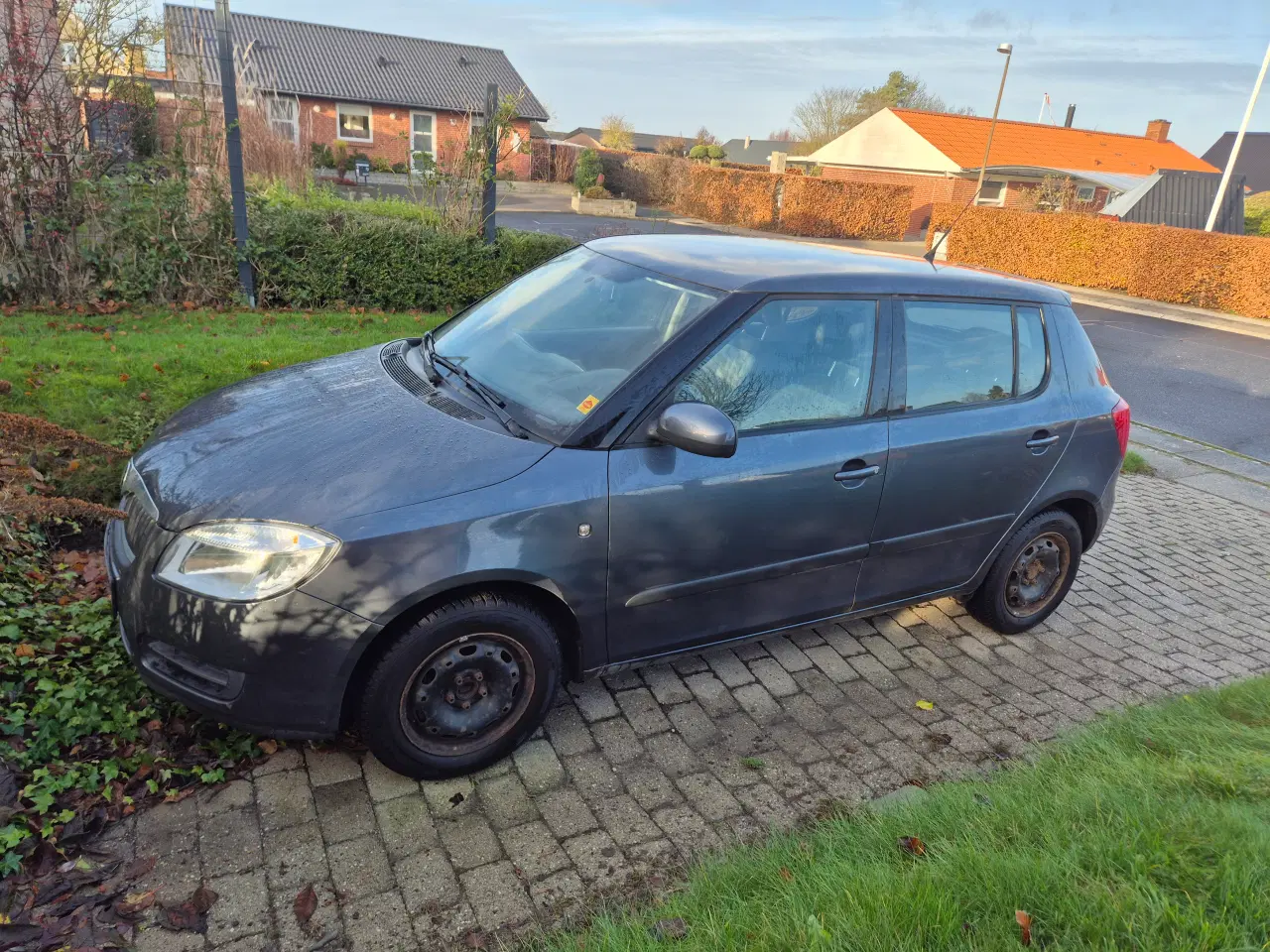 Billede 1 - Skoda Fabia kørt som "konebil"