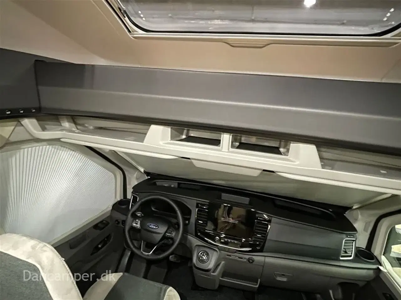 Billede 18 - 2026 - Chausson 630 Titanium Line Ford Chausson 630 Titanium Line. 165 HK og 8-trins automat gear. Adaptiv fartpilot. Artic-pakke.
