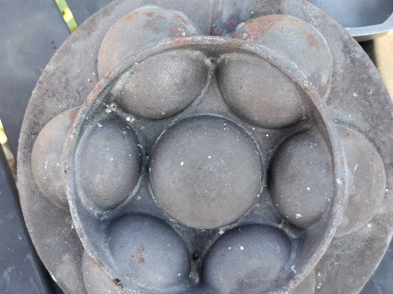 Billede 4 - Æbleskivepander, støbejern og aluminium