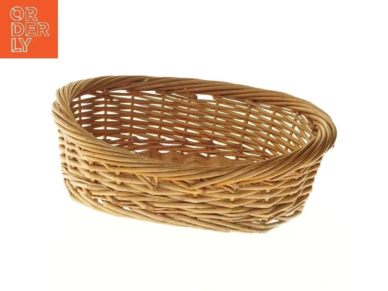 Billede 1 - Flettet kurv (str. 36x27,5 cm)