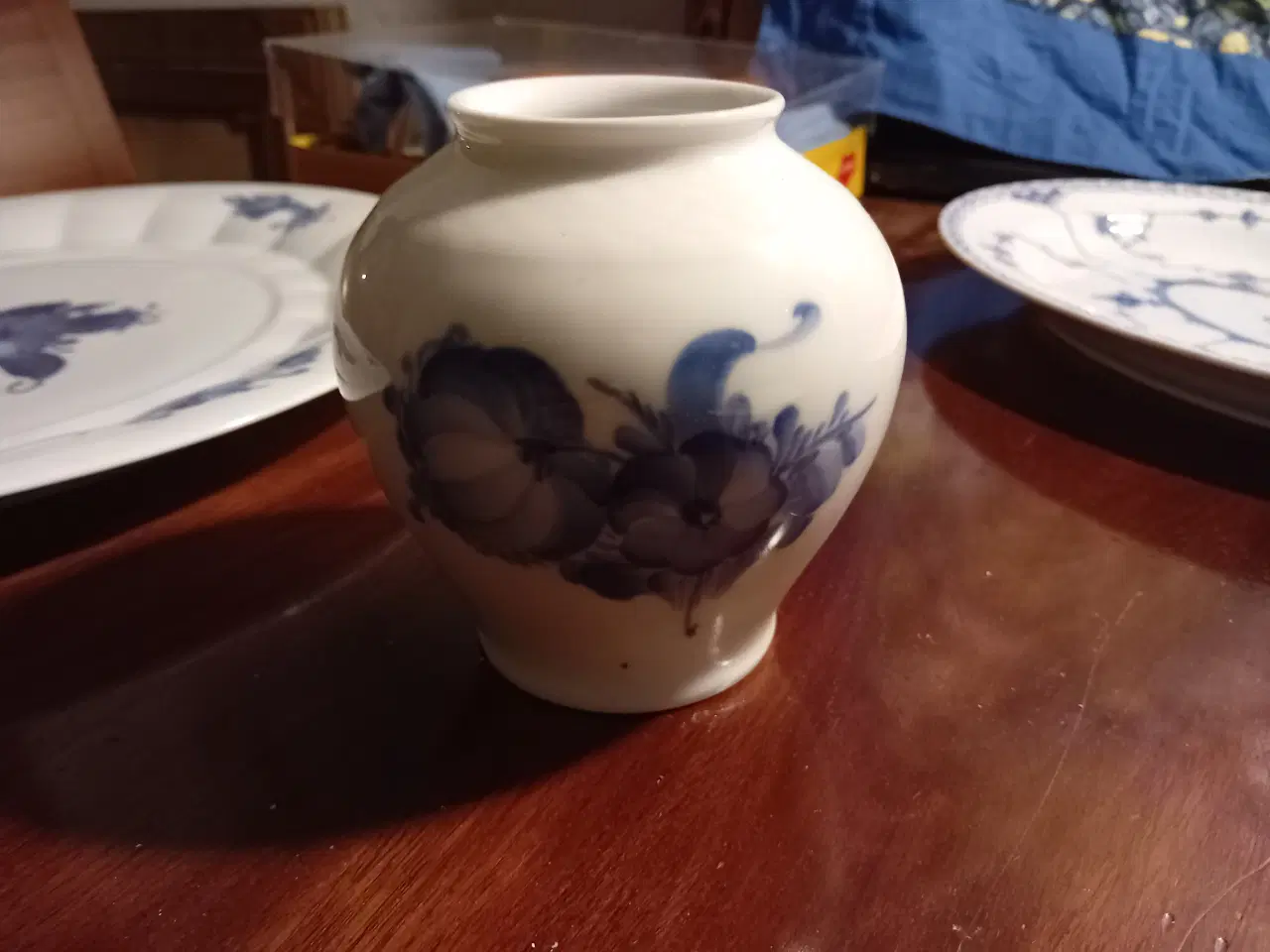 Billede 1 - Vase Blå blomst.  10/8257