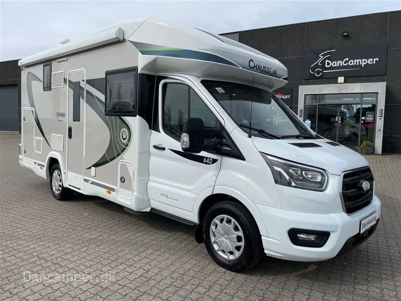 Billede 1 - 2021 - Chausson 640 Titanium Premium   Kommisionssalg - 200 AH Lithium, 2000W inverter, 170Hk &amp;amp;amp;amp;amp; 6-trins automatgear, Solceller mm.