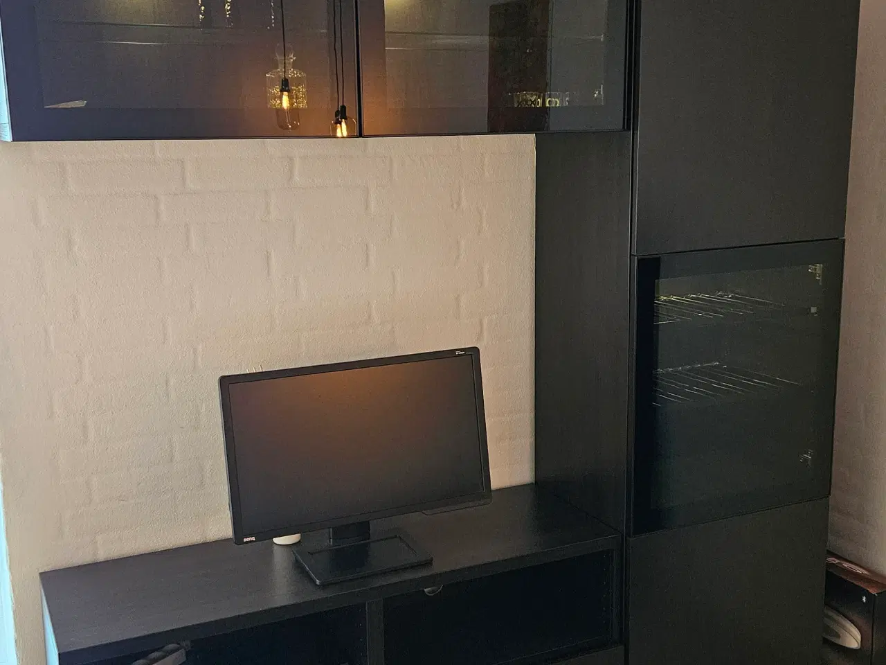 Billede 1 - TV reol og kommode