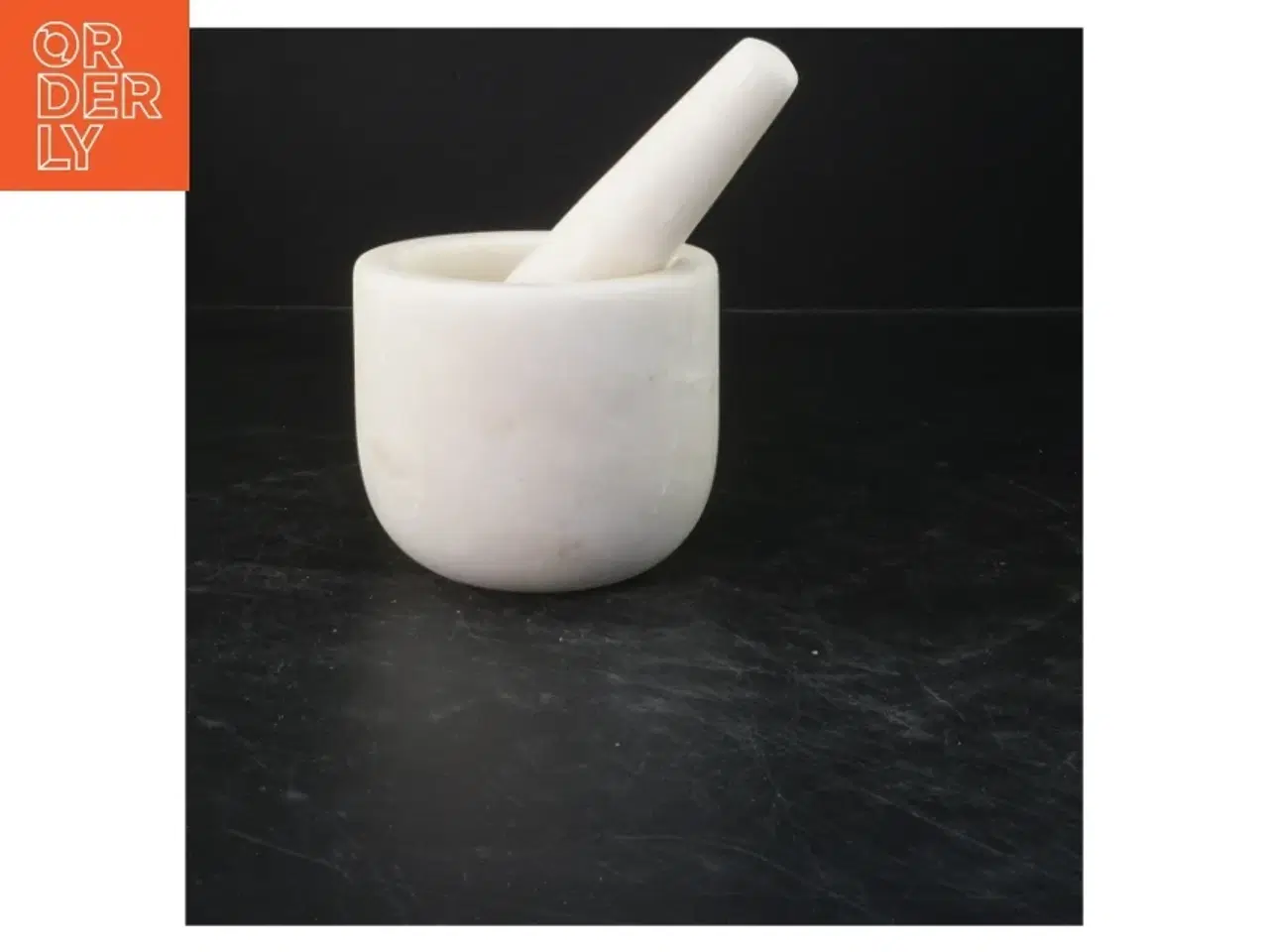 Billede 1 - Morter og pistil i marmor (str. 10x12 cm)