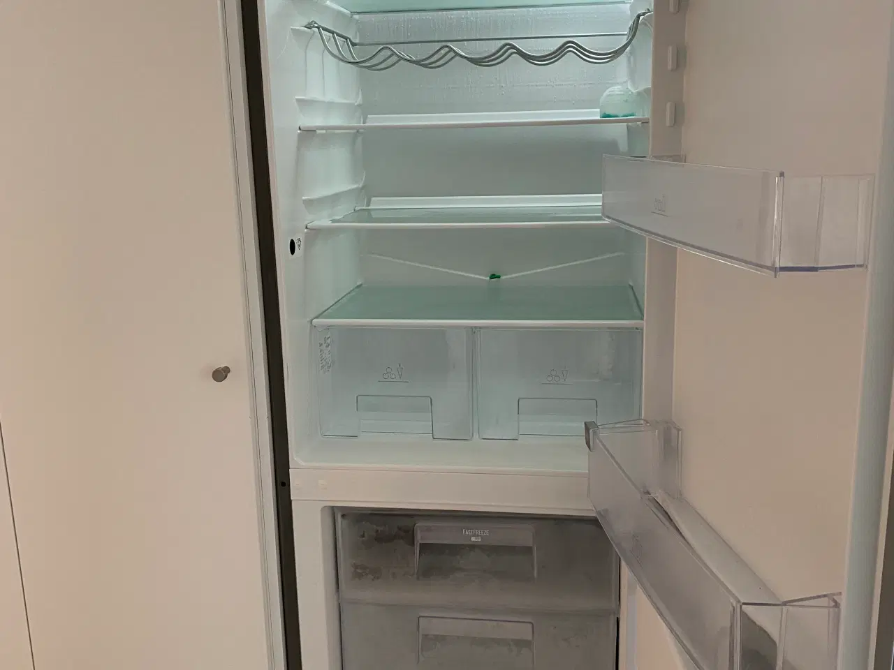 Billede 3 - Electrolux køle-/fryseskab rustfri
