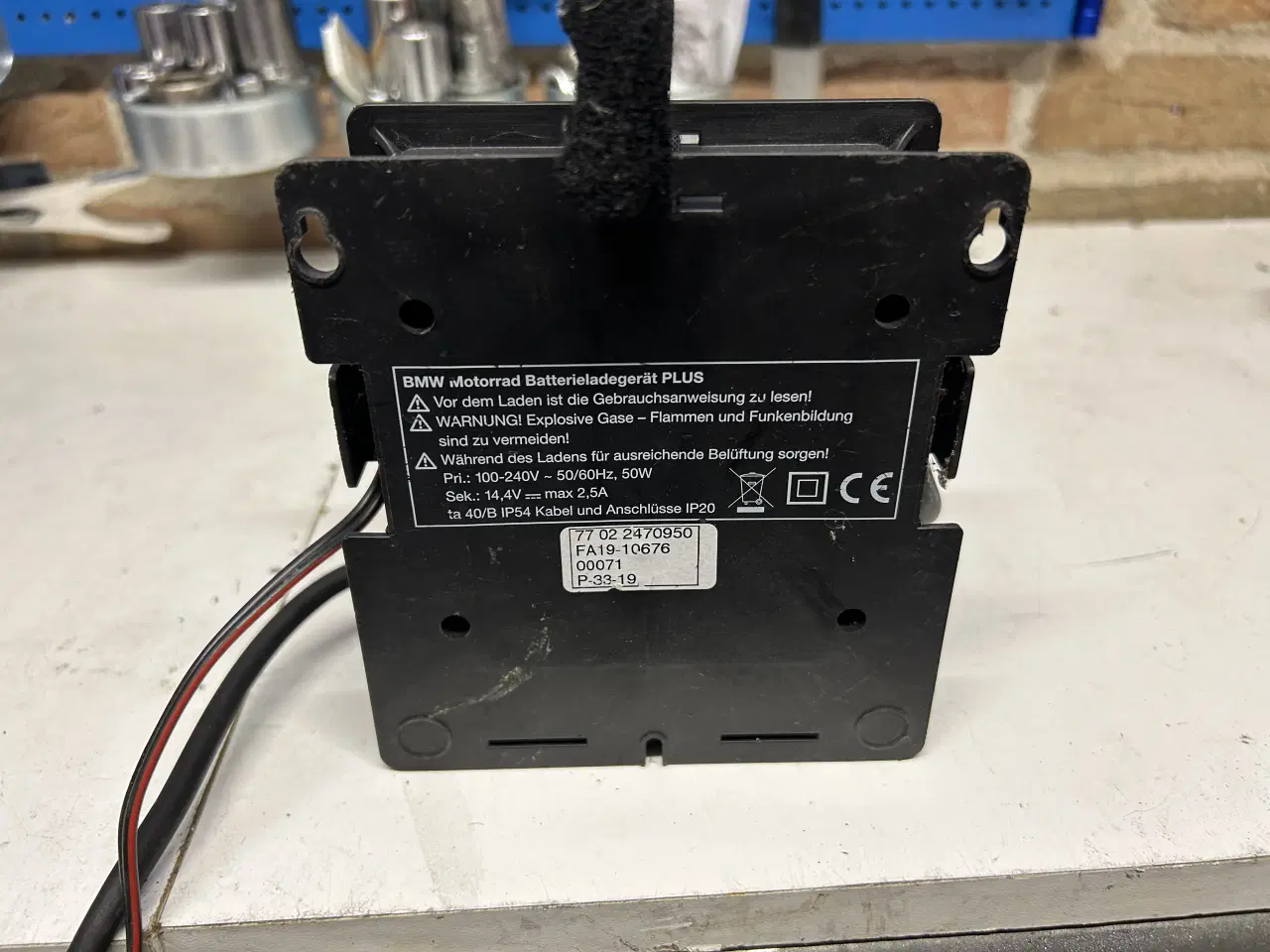 Billede 2 - BMW Motorrad battery charger PLUS