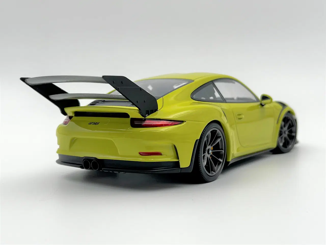 Billede 3 - 2015 Porsche 911 / 991 GT3 RS "RWB" - 1:18