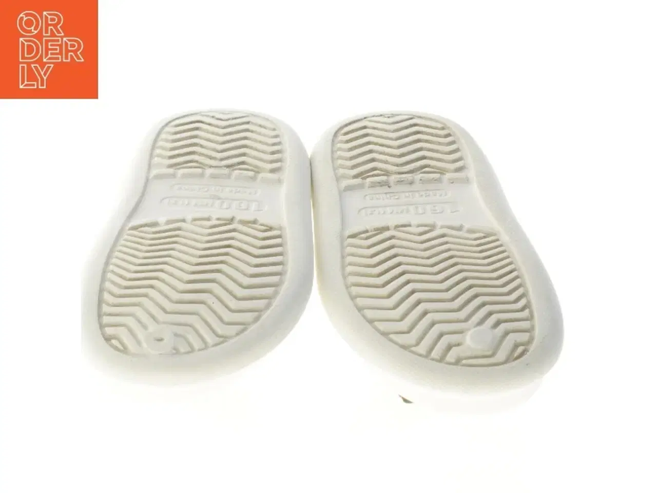 Billede 4 - Børne crocs med dekorationer fra Cote (str. 19 cm)